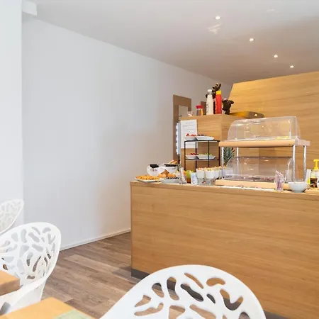 Bed and breakfast Floeckner 3*